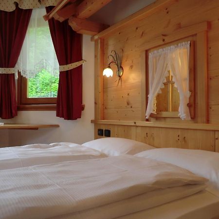 Garni Costa Verde Bocenago Екстер'єр фото