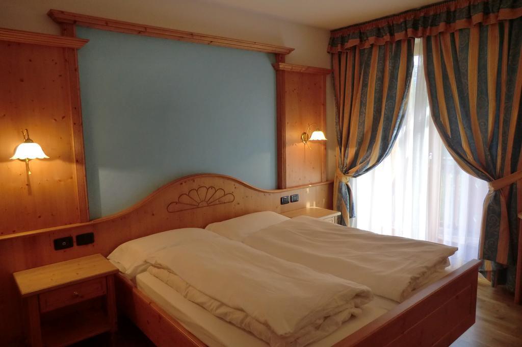 Garni Costa Verde Bocenago Екстер'єр фото